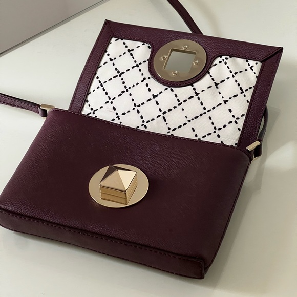 Kate Spade Turn Lock Crossbody Bag in Mulberry - Picture 6 of 10